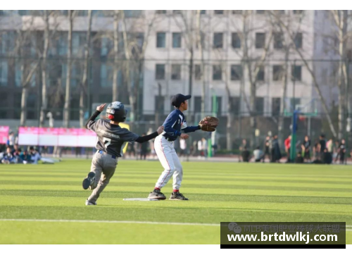 MYBALL迈博官网苏拉尔：从球场巅峰到生涯新篇章 - 副本